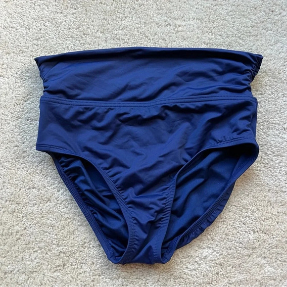 ✨Lands’ End Navy Blue Swim Bikini Bottom - Size XS (2-4) - VGUC - Picture 2 of 5